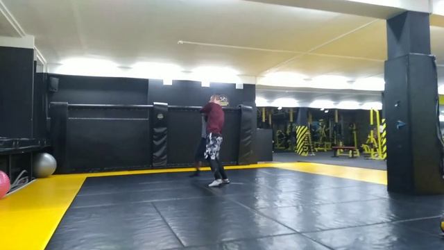 Маркин. Д.Н.Тула. Клуб ХУЛИГАН. Взрослая утренняя группа /с 7.00 до 12.00 / 11 февраля 2019 г. смотреть онлайн