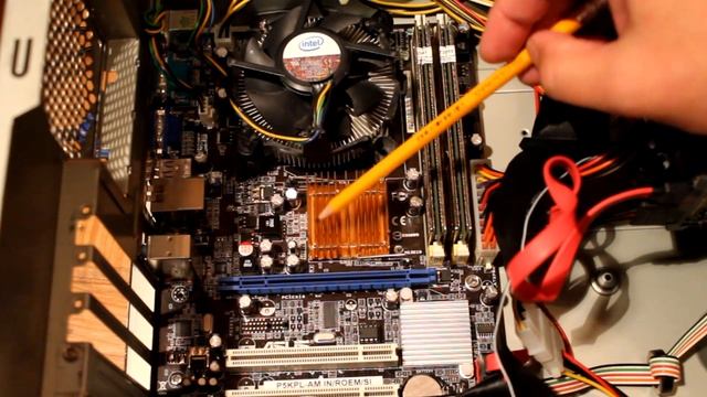 Xeon L5410. 4 ядра на 775 сокет. смотреть онлайн