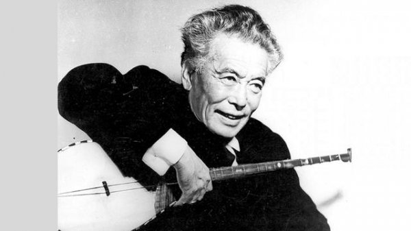 Garifulla Kurmangaliev. Kazakh folk song "Aynamkoz"