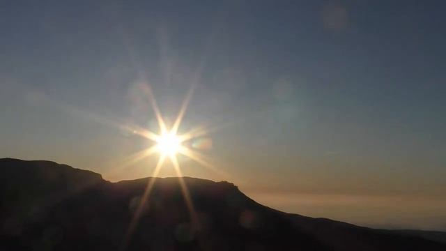 Солнце, Крым, Чатыр-Даг, 15 октября 2019 смотреть онлайн