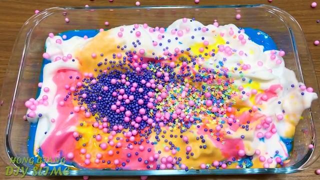 Делаем слаймы с шариками
Making Slime With Funny Balloons - Satisfying Slime Video