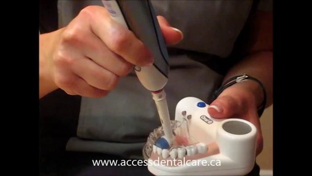 Electric Toothbrush Demonstration - Oral B Braun смотреть онлайн