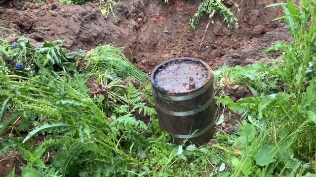Откапываем давно зарытые под землю дубовые бочки с сикерой. Герман Стерлигов смотреть онлайн