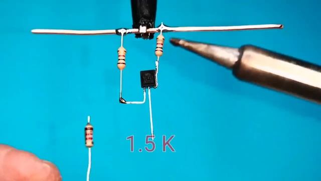 3 Amazing Electronic Projects Anyone Can Do - Anyone With a Soldering iron Can do These смотреть онлайн