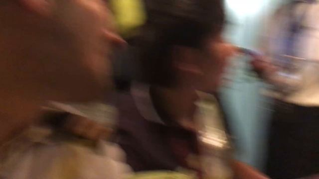 Как войти в доверие к тех составу и получать халявный вай фай в любой точке мира)