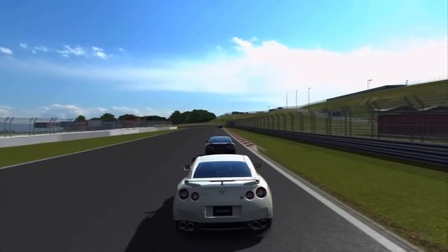Fuji GT - Nissan GT-R Online Battle смотреть онлайн