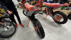 Kews K16 / Kews K23  Lanza 2T.  В чем разница?