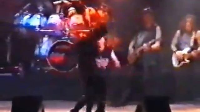 Валерий Кипелов Дерётся---Valery Kipelov Fights смотреть онлайн