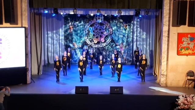 Танцевальный коллектив "Созвездие" -танец "Часовой механизм" (руководитель Торопова Н.А.) смотреть онлайн