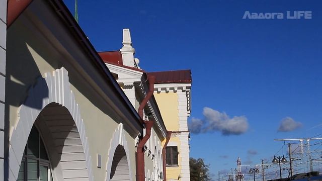 Железнодорожный вокзал в Волхове смотреть онлайн