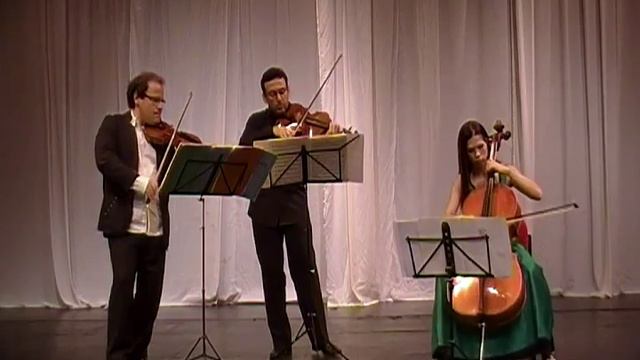 Divertimento for violin, viola & cello in E flat major, K. 563 finale смотреть онлайн