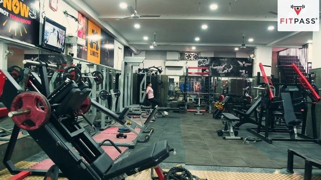 KF Fitness Gym Walkthrough | Gym in Rohini, Delhi | FITPASS смотреть онлайн