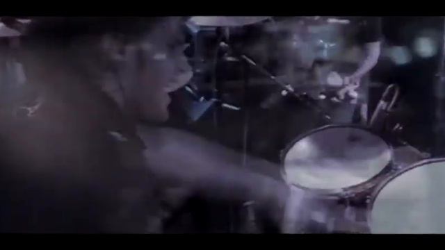 [AMATORY] - Здесь и сейчас.mp4 смотреть онлайн