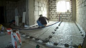Начало ремонтных работ в новостройке. Шумоизоляция пола с помощью ТЗИ (ТермоЗвукоИзолом). # 1