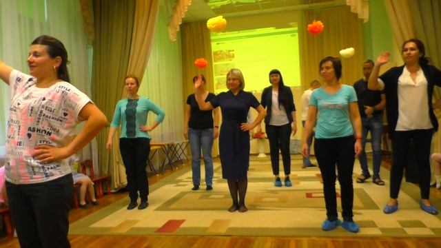 Репетиция танца " Мама Мария" на выпускной в саду... смотреть онлайн