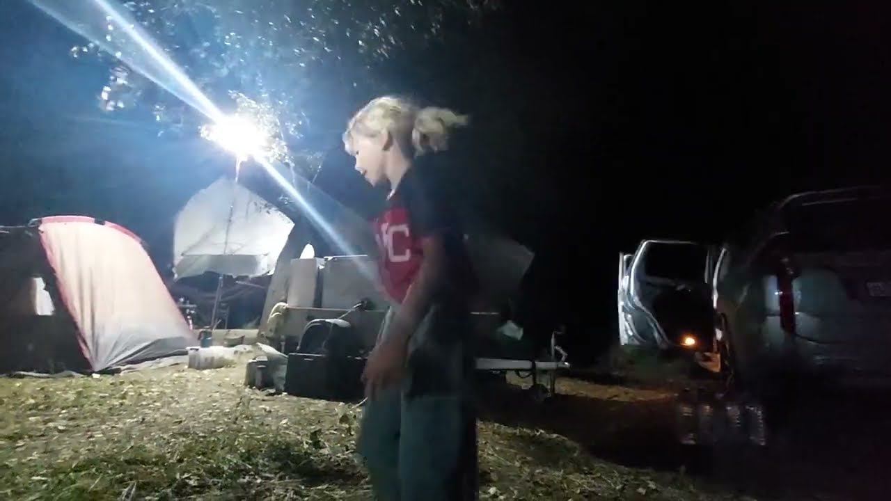 На рыбалку с комфортом. Нижняя Волга 2022. Настя зажигает смотреть онлайн