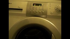 Окончание стирки на старой стиральной машине LG