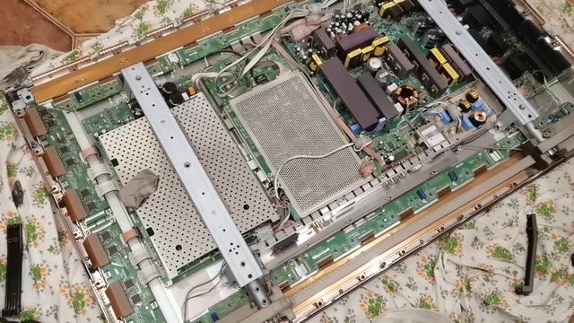 Разборка телевизора Самсунг смотреть онлайн