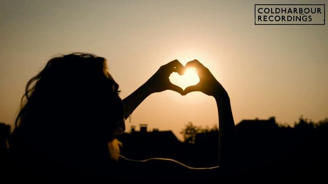 Bogdan Vix & Claudiu Adam & Ahmed Helmy - Karizma смотреть онлайн