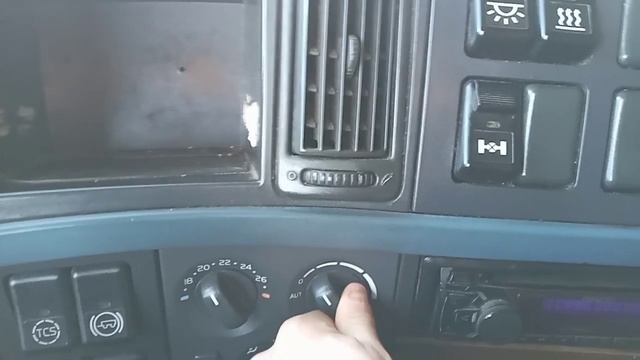 Обзор приборной панели Вольво fh13 Евро 5 смотреть онлайн