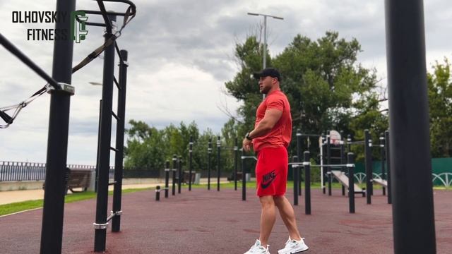 Тренировка спины и задней дельты на TRX. смотреть онлайн
