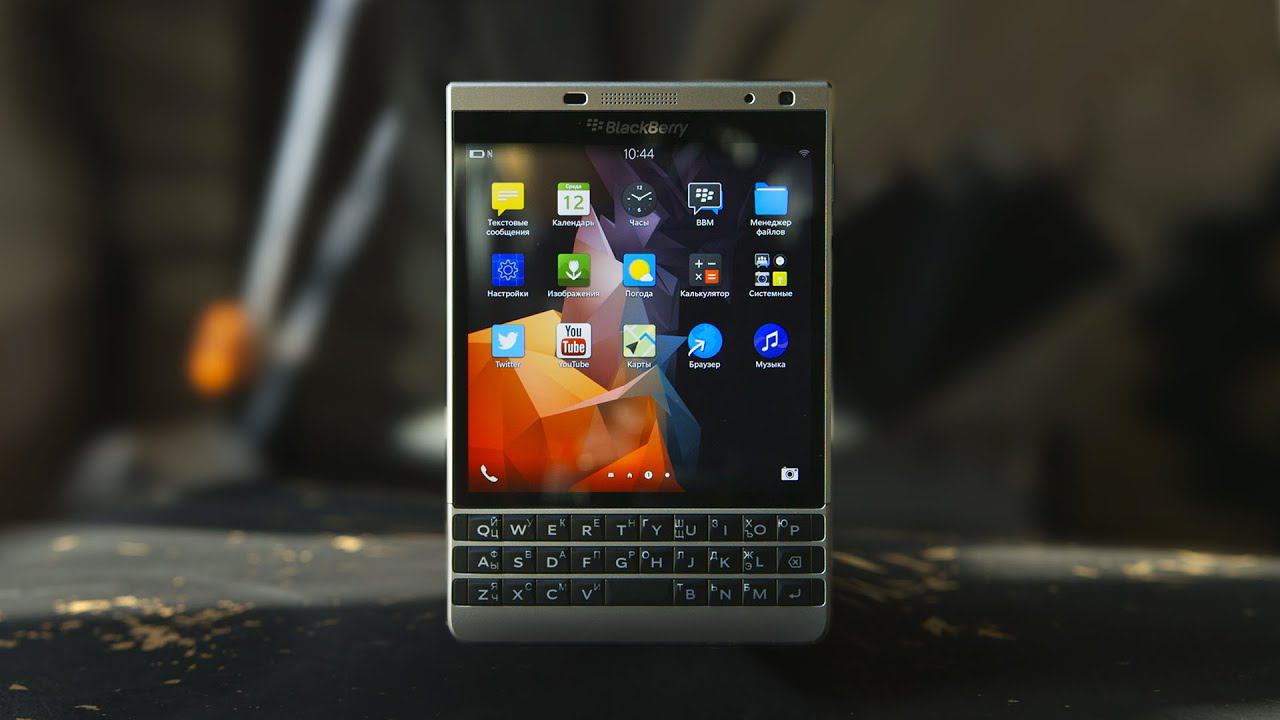 Обзор BlackBerry Passport Silver Edition