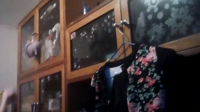 Уборка в доме протираем пыль и стол смотреть онлайн