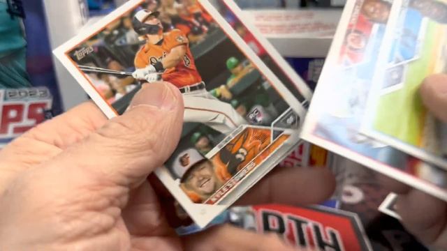 2023 Topps Series 1 Blaster Boxes ~ 2 Blasters ~ Is Retail Good ?? or ? ?? смотреть онлайн