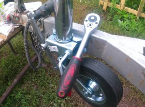 Опорное колесо для прицепа