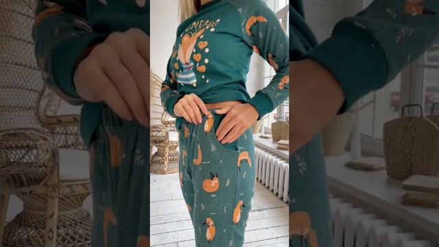 Теплая пижама с лисичкой / видеообзор / бренд A&M. смотреть онлайн