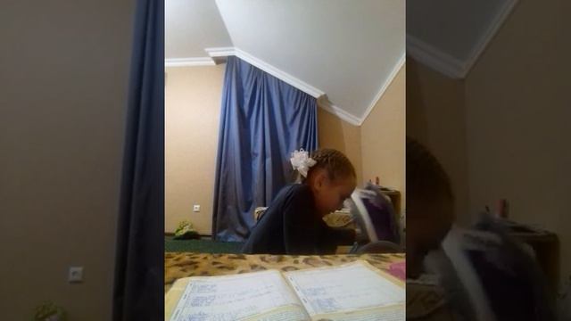 Как я собираю рюкзак для школы скоро новый выпуск как я собираюсь утром в школу смотреть онлайн