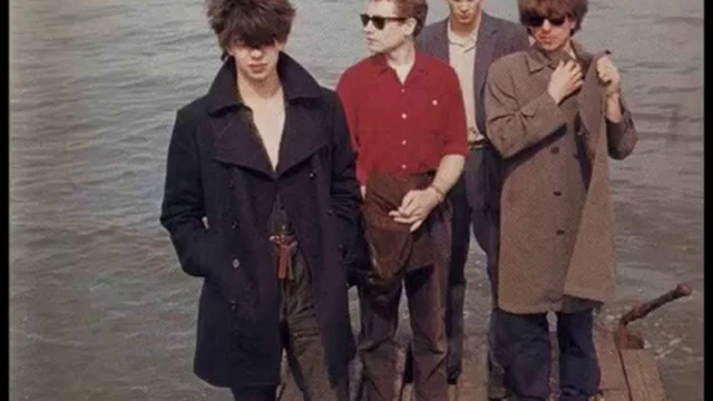 Echo and The Bunnymen - People Are Strange (The Doors cover) смотреть онлайн