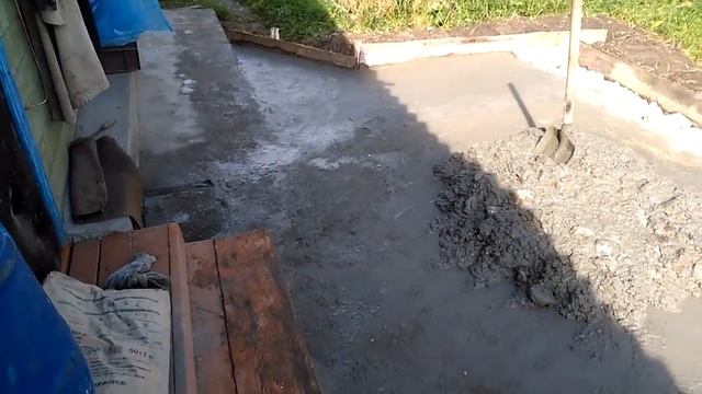 Как сделать ТЁПЛУЮ отмостку для дома смотреть онлайн
