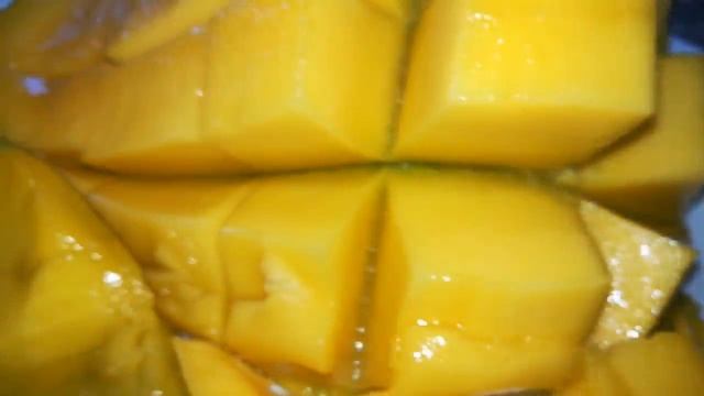 КАК ЧИСТИТЬ И РЕЗАТЬ МАНГО. 2 способа нарезки. смотреть онлайн