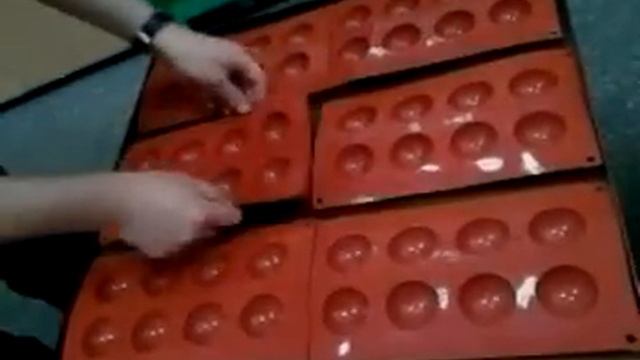 Приготовление кекса "Капелюшка" подготовка смотреть онлайн