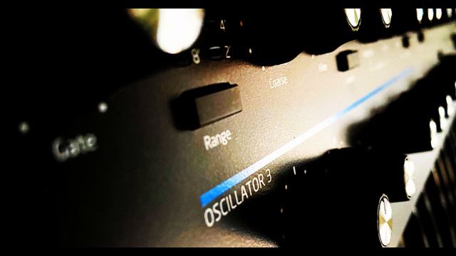 "Goosebumps #4" (Novation Summit sound demo) смотреть онлайн