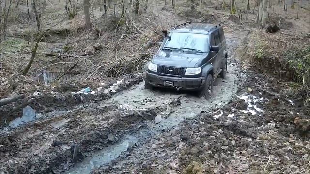 Дорога на заброшенную В/Ч (часть 2, разделились и заблудились) смотреть онлайн