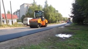 Асфальтовый каток Hamm в работе!