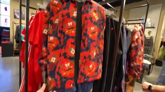 ВЛОГ Ванильная Семья ищет АДИДАС Ivy park ! Шоппинг в последний день отдыха в Дубае ! смотреть онлайн