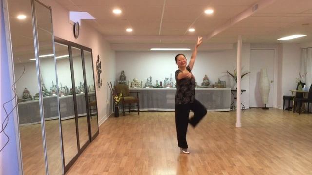 Bachata Line Dance (with teaching) смотреть онлайн
