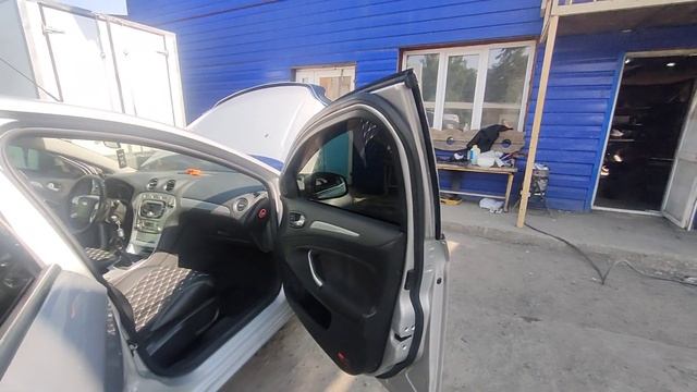 продажа ford mondeo 2010 год объём двигателя 2л г.Барнаул смотреть онлайн