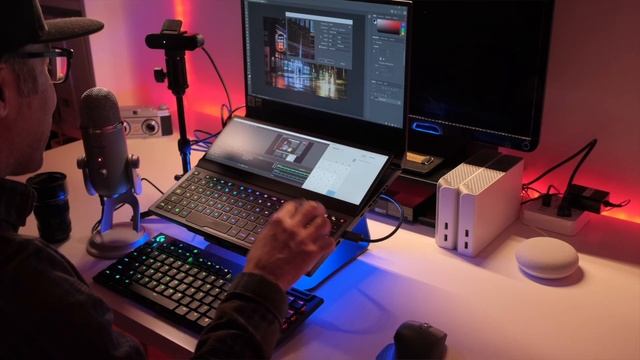 Sirui 50mm 1.33x Anamorphic Lens: De-squeezing Anamorphic Images Using the Asus ROG Zephyrus Duo 15 смотреть онлайн