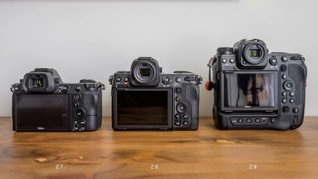 Unboxing and First Look of the Nikon Z 8—Comparing it to the Nikon Z 7 and Nikon Z 9! смотреть онлайн