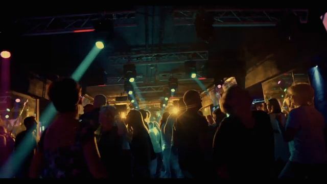 CLUB 154 смотреть онлайн