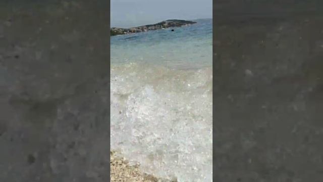 Отличное место для отдыха. Остров #krk #хорватия #адриатическоеморе #croatia смотреть онлайн