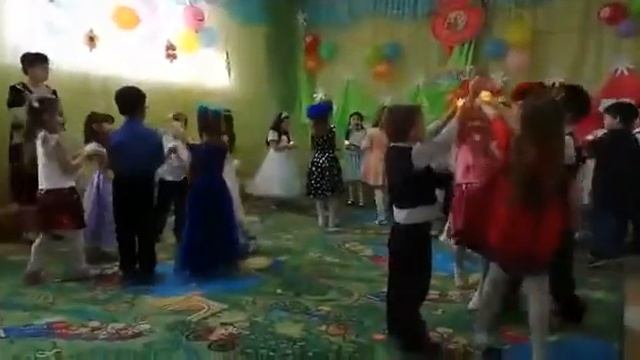 Танец "мамино сердце" в детском саду смотреть онлайн