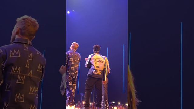 Suzan & Freek & Claude - vas-y (live @ top40 awards, Ahoy Rotterdam) смотреть онлайн