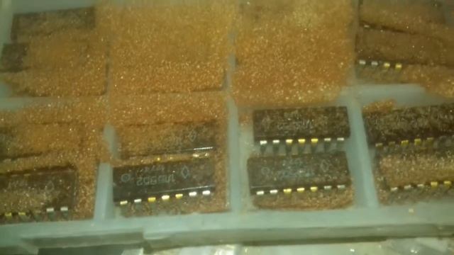 Настоящий клад в подвале старого дома. Микросхемы. смотреть онлайн