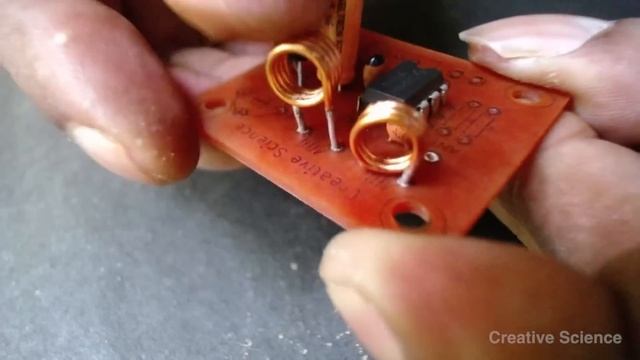 Make Your Own Cell Phone Signal Jammer Using NE555 Timer смотреть онлайн