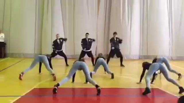 Maas Band смотреть онлайн